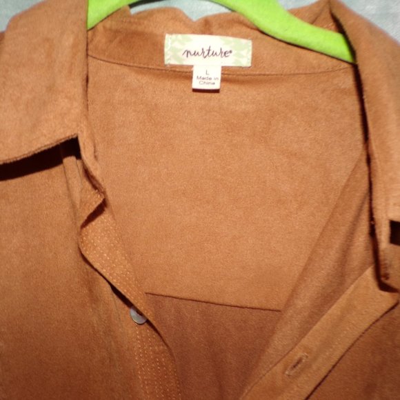 Relaxing NURTURE Sz L Camel Color Suede LS Top Z22 - Picture 3 of 3